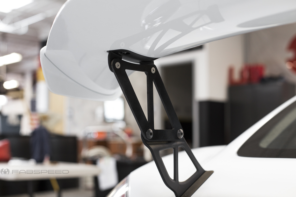 Porsche_GT4_Wing_Riser_Kit_-_Install_1__24625.1471300855.1280.1280