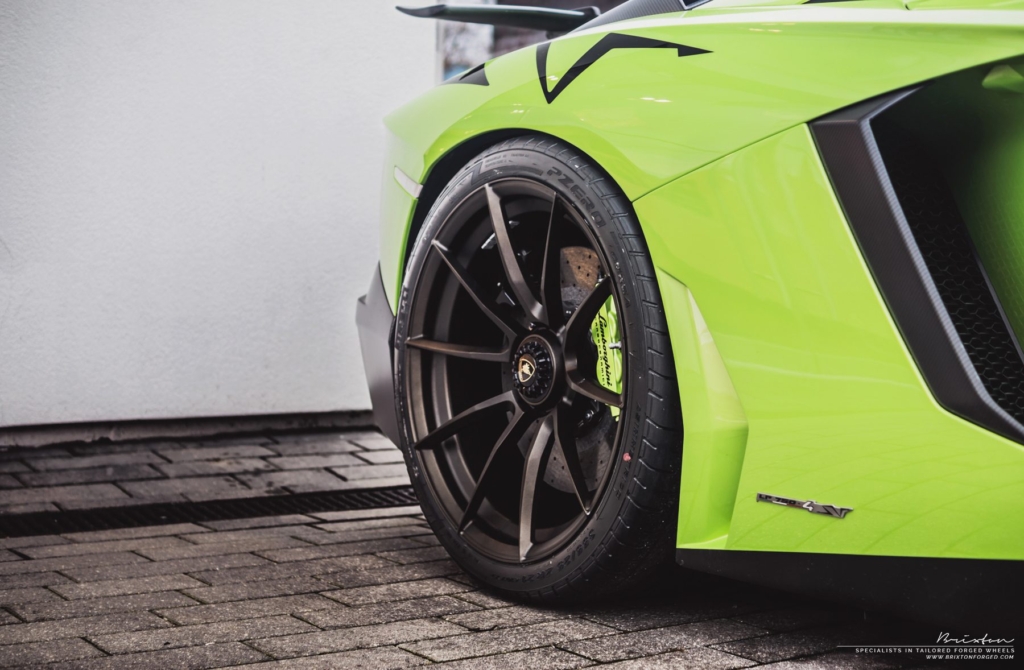 verde-scandal-lamborghini-aventador-sv-lp750-4-brixton-forged-wheels-wr3-ultrasport-fine-texture-bronze-5-1800×1178