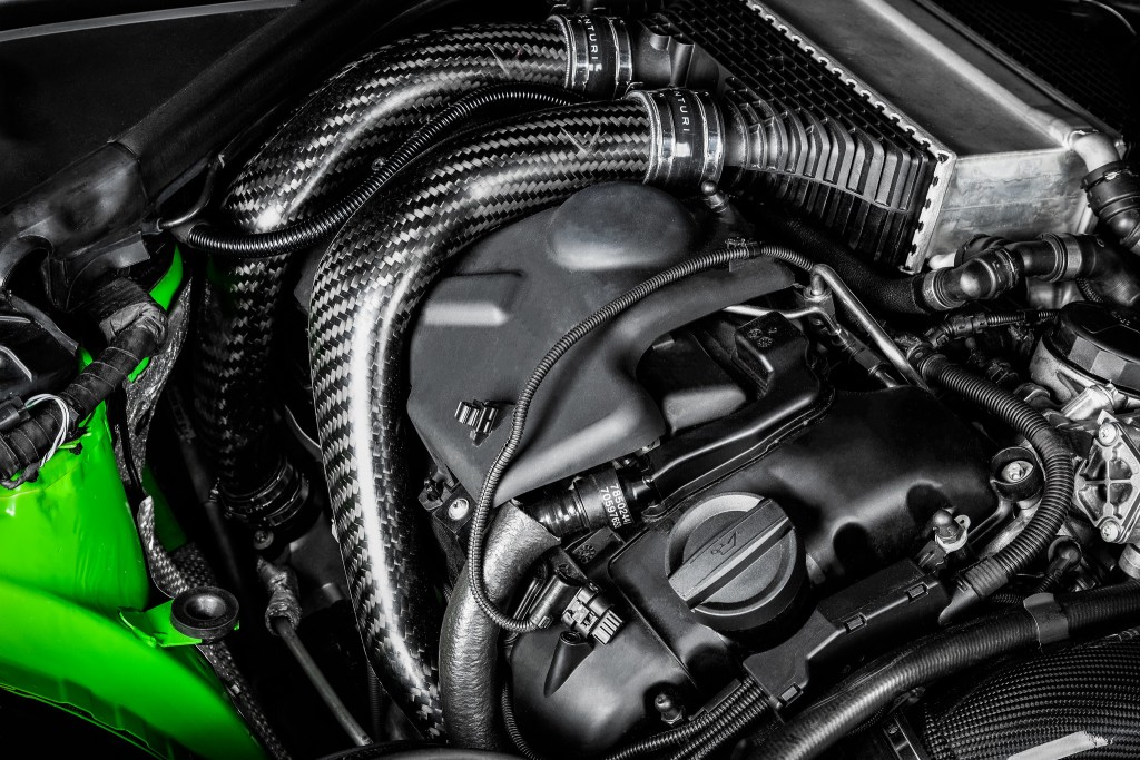 F8x S55 Carbon Fiber Charge Pipes-3