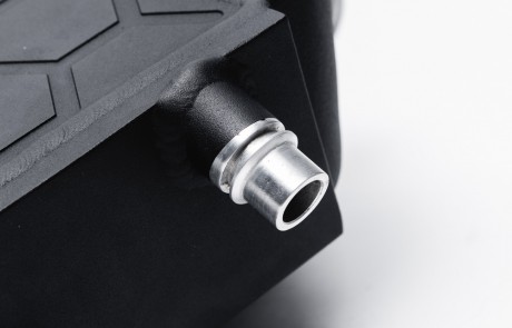 AP_F8x_Intercooler_Blk-10