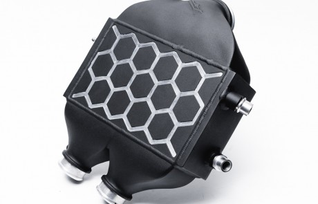 AP_F8x_Intercooler_Blk-12