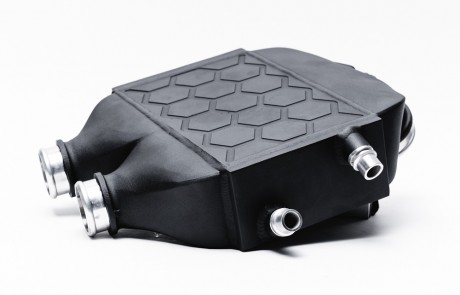 AP_F8x_Intercooler_Blk-9