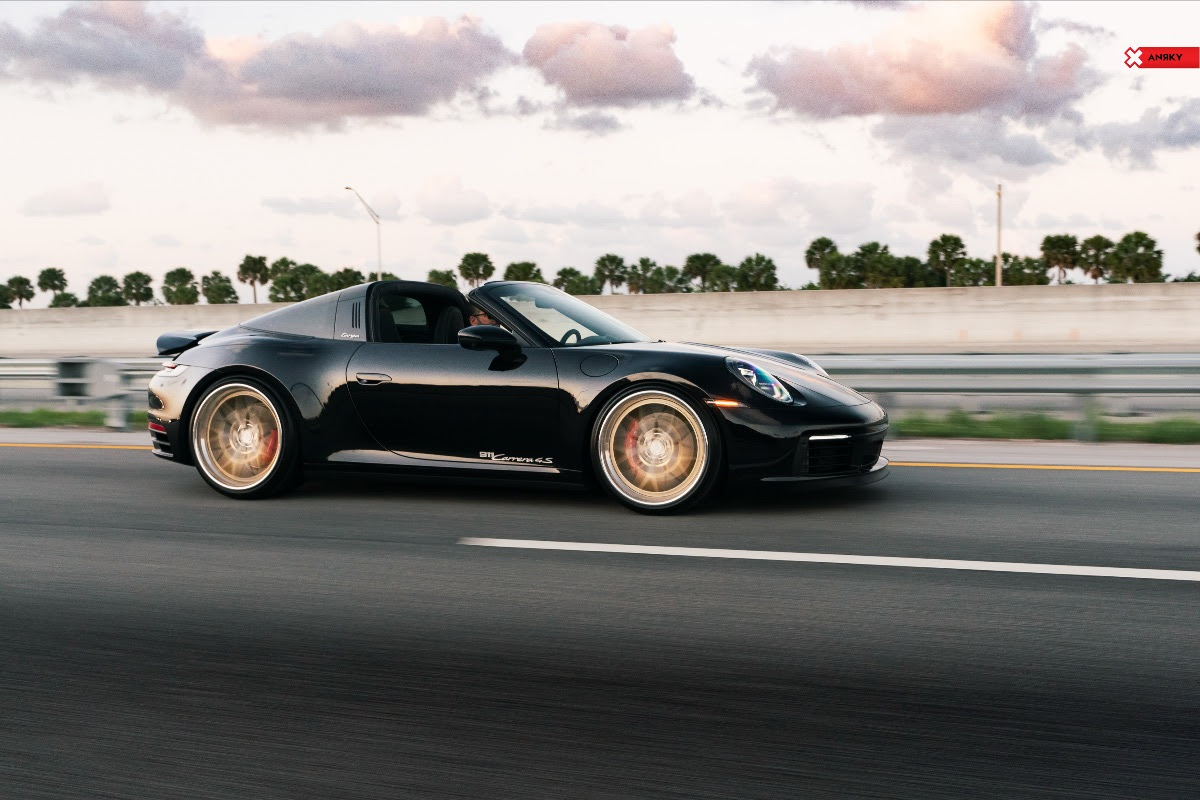 Porsche_992_Carrera_4S_Targa_Anrky_Wheels_X-Series_S3-X1-10