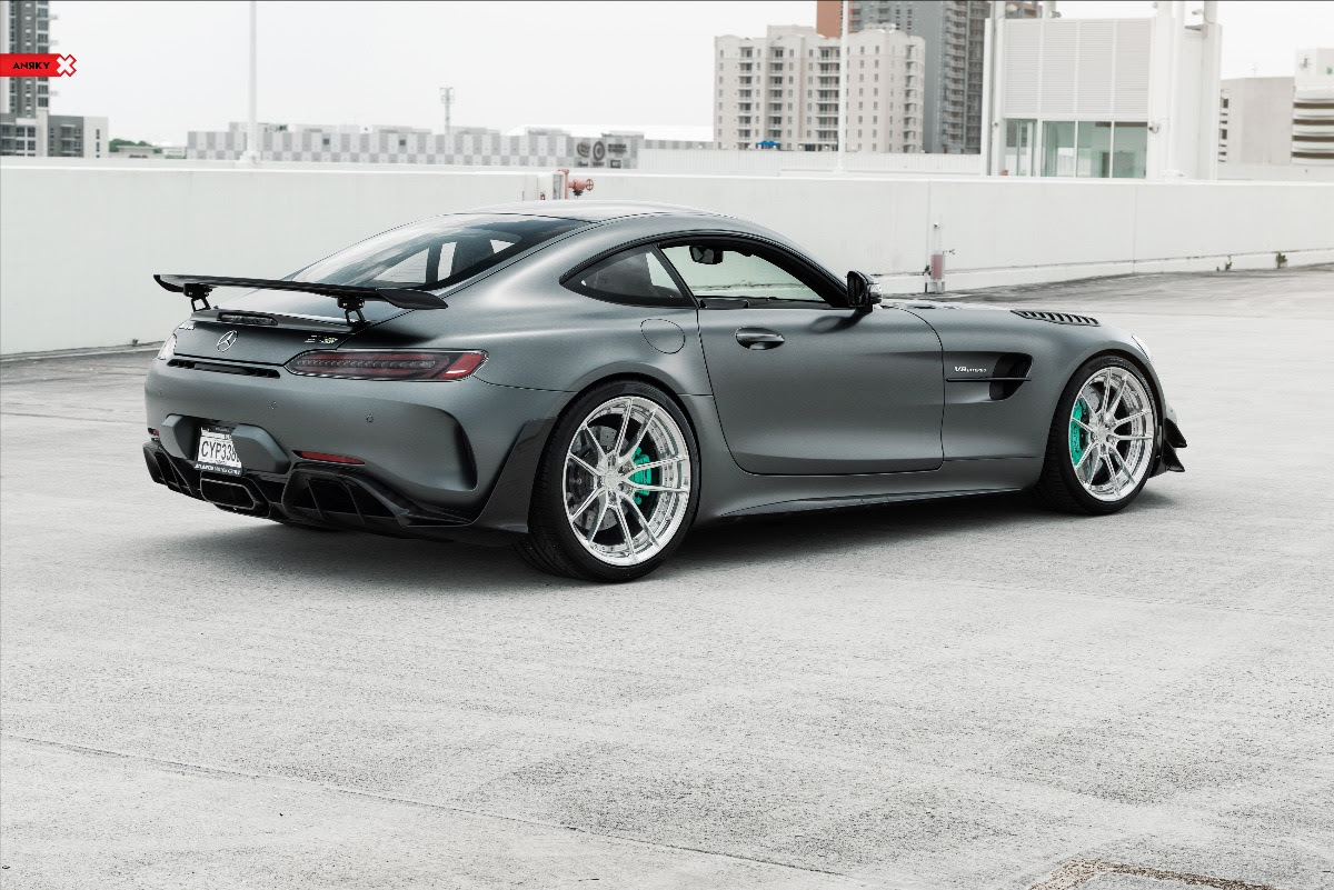 Mercedes-Benz_AMG_GT-R_Pro_Anrky_Wheels_AN24_SeriesTWO-5