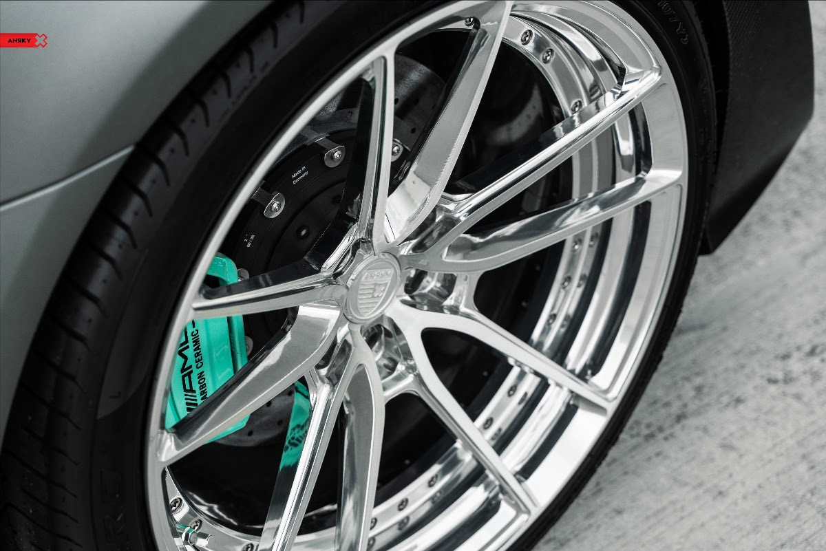Mercedes-Benz_AMG_GT-R_Pro_Anrky_Wheels_AN24_SeriesTWO-7