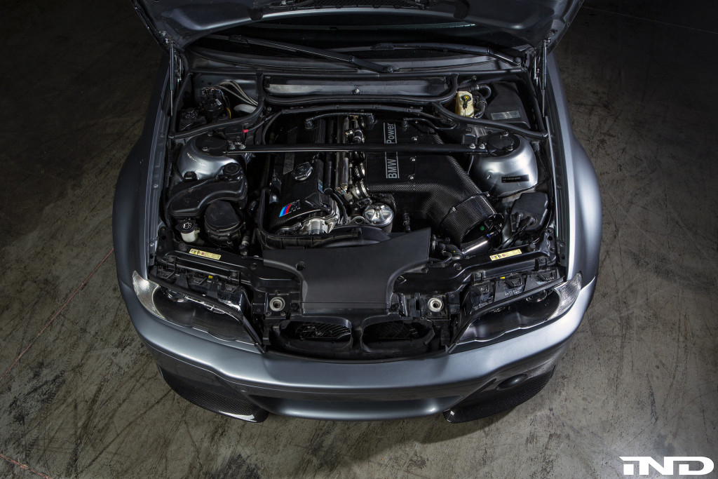 Karbonius_Composites_BMW_E46_M3_CSL-1