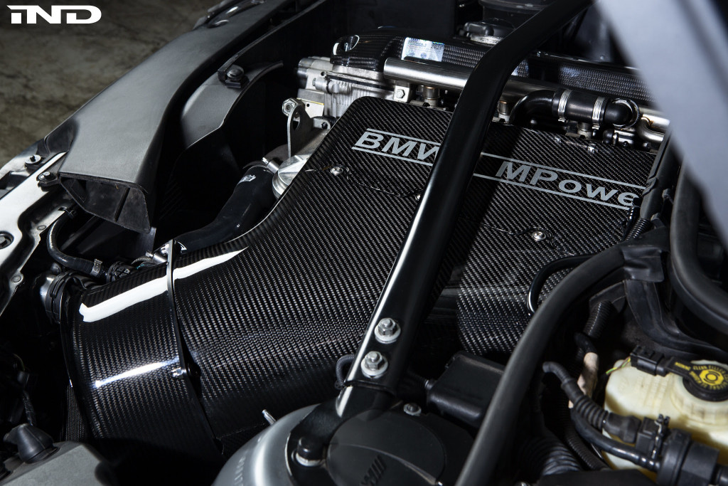 Karbonius_Composites_BMW_E46_M3_CSL-2