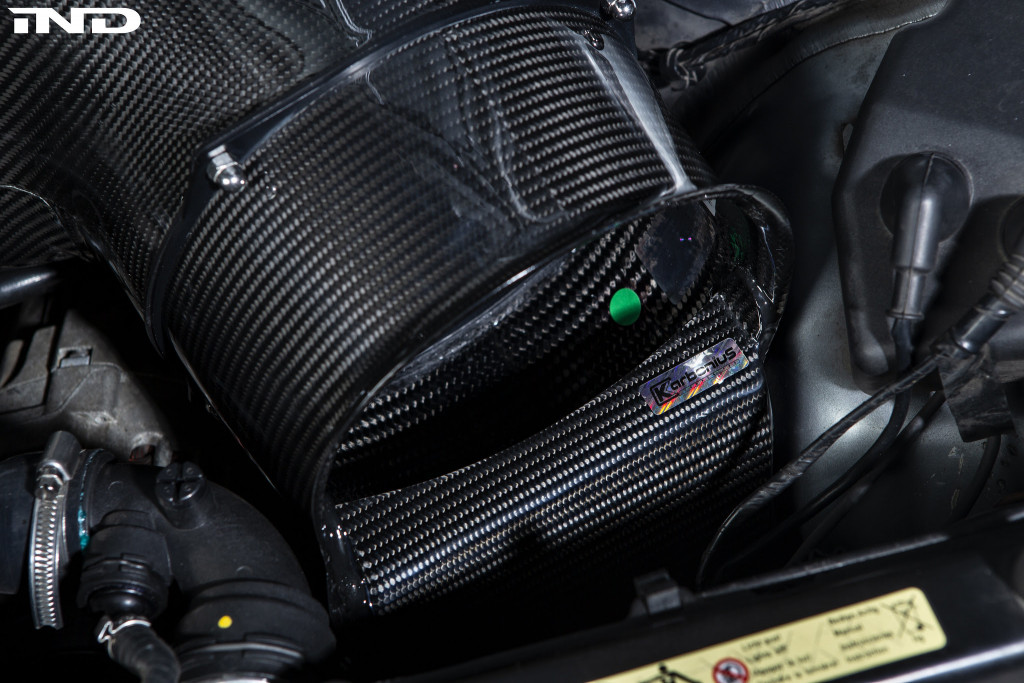 Karbonius_Composites_BMW_E46_M3_CSL-4