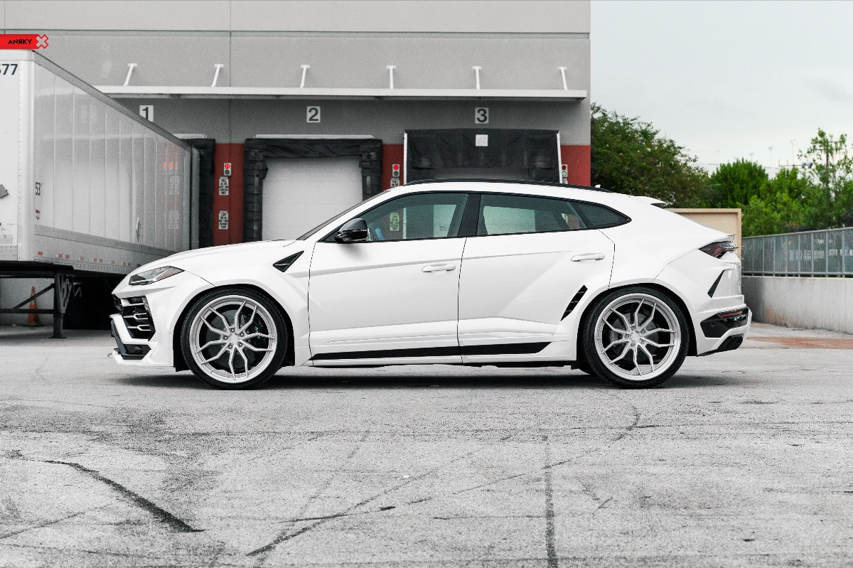 Lamborghini_Urus_Anrky_Wheels_AN31_SeriesTHREE-2