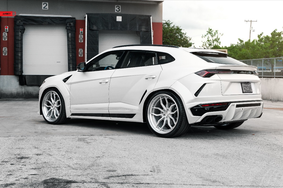 Lamborghini_Urus_Anrky_Wheels_AN31_SeriesTHREE-3
