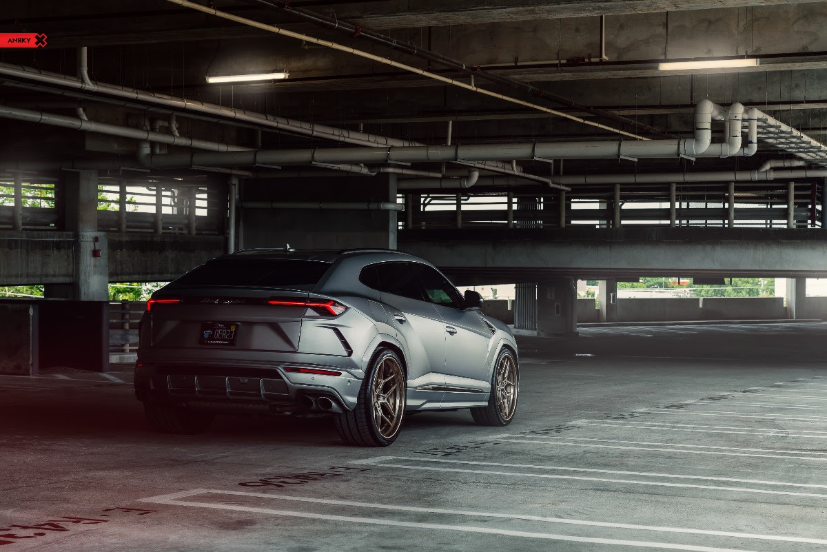 Lamborghini_Urus_Anrky_Wheels_X-Series_S3-X4-10