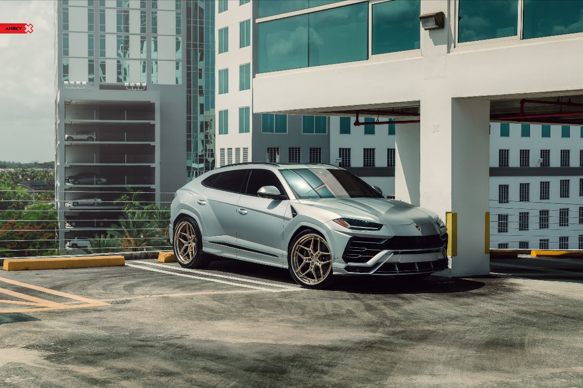 Lamborghini_Urus_Anrky_Wheels_X-Series_S3-X4-4