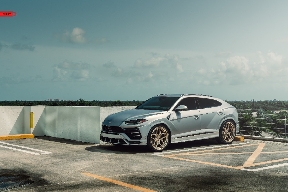 Lamborghini_Urus_Anrky_Wheels_X-Series_S3-X4-5