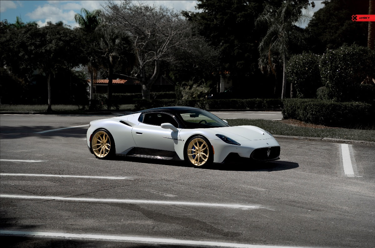 Maserati_MC20_Anrky_Wheels_AN21_SeriesTWO-9