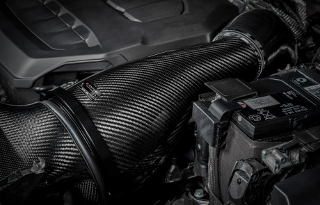 Eventuri_Volkswagen_Golf_MK8_Carbon_Intake-7